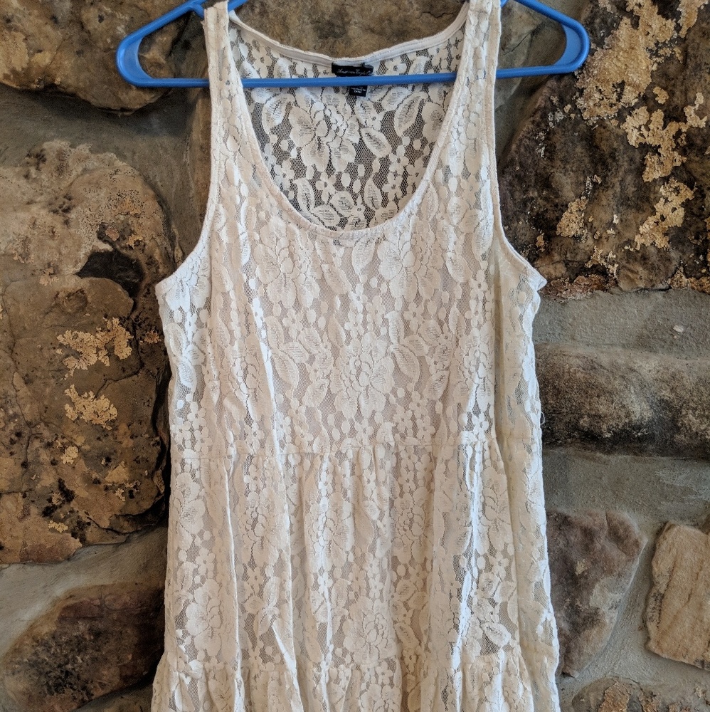 AEO Lace off white dress